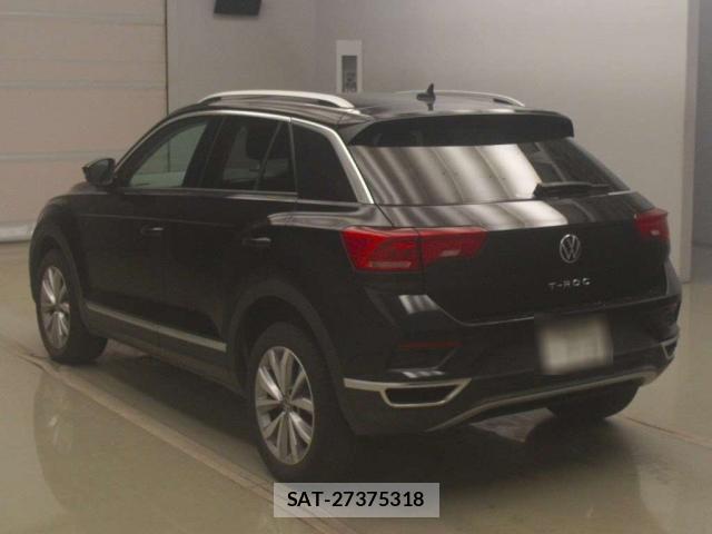 VolksWagen T-ROC 2021-05 8055039-1