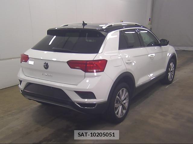 VolksWagen T-ROC 2021-06 8055399-1