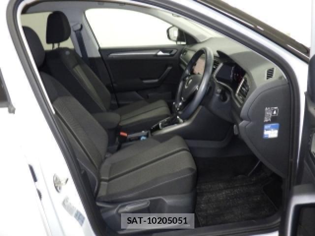 VolksWagen T-ROC 2021-06 8055399-3