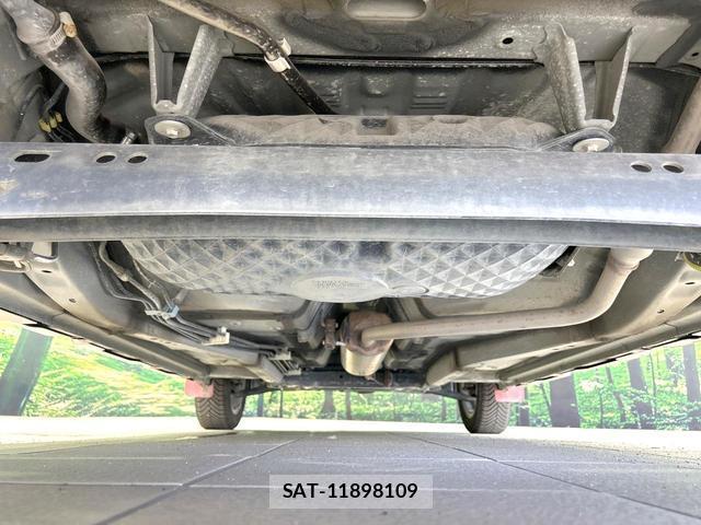 Daihatsu TAFT 2021-07 8054182-19