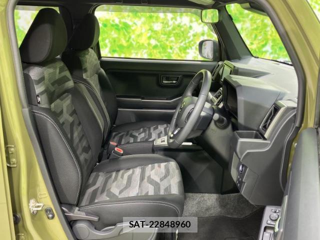 Daihatsu TAFT 2023-11 8056203-4