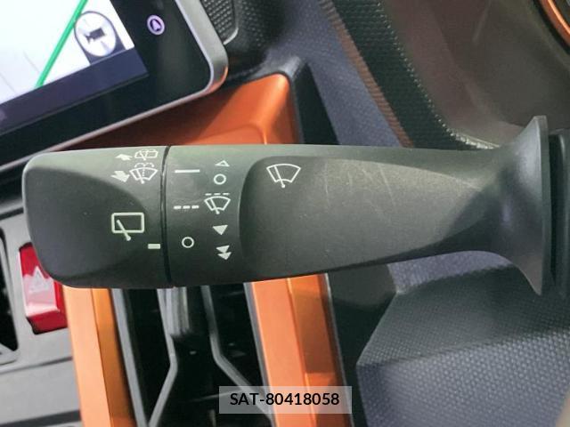 Daihatsu TAFT 2021-05 8056207-15