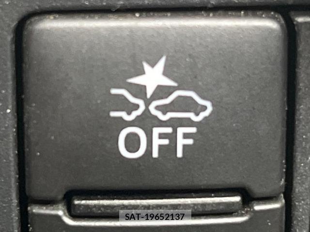 Toyota TANK 2017-05 8053693-4