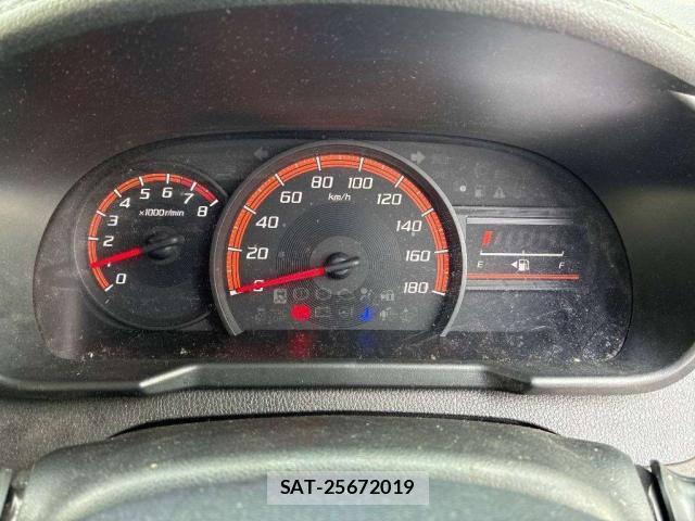 Toyota TANK 2019-07 8055586-11
