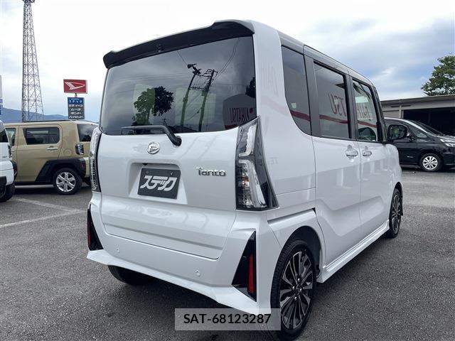 Daihatsu TANTO 2026-06 8053207-3