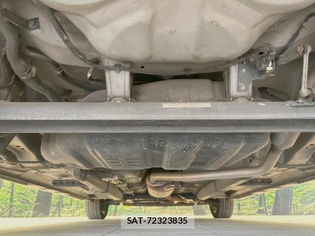 Daihatsu TANTO 2014-12 8053713-18