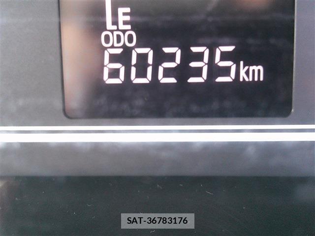 Daihatsu TANTO 2021-05 8054250-1