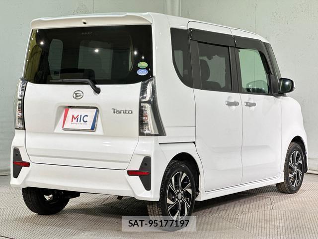 Daihatsu TANTO 2019-07 8054438-15