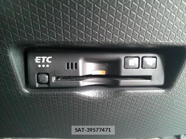 Daihatsu TANTO 2022-10 8054498-5