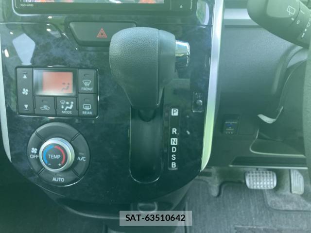 Daihatsu TANTO 2019-04 8054510-17