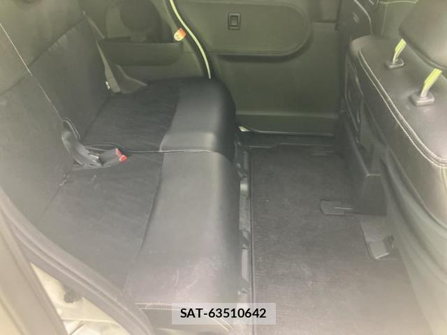 Daihatsu TANTO 2019-04 8054510-4