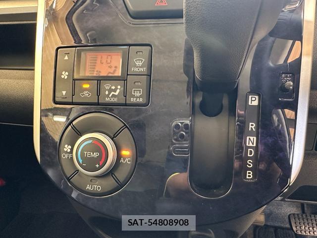 Daihatsu TANTO 2016-07 8054517-6