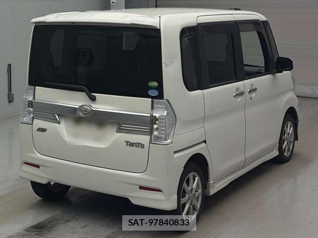 Daihatsu TANTO 2013-12 8054844-2