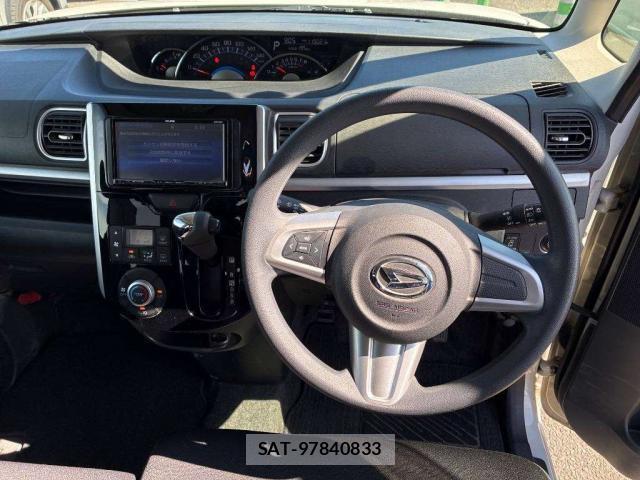 Daihatsu TANTO 2013-12 8054844-4