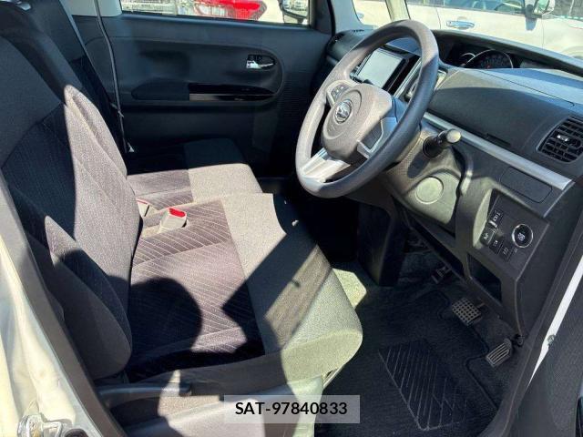 Daihatsu TANTO 2013-12 8054844-5