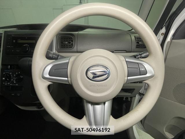 Daihatsu TANTO 2017-04 8054970-18
