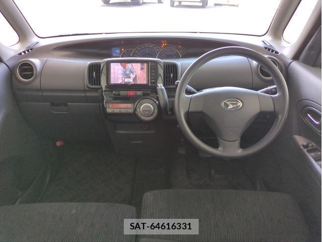 Daihatsu TANTO 2013-09 8054990-2