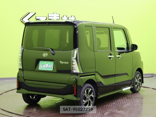 Daihatsu TANTO 2025-10 8055003-17
