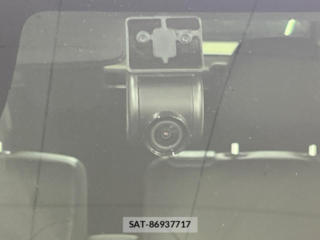 Daihatsu TANTO 2023-10 8055166-5