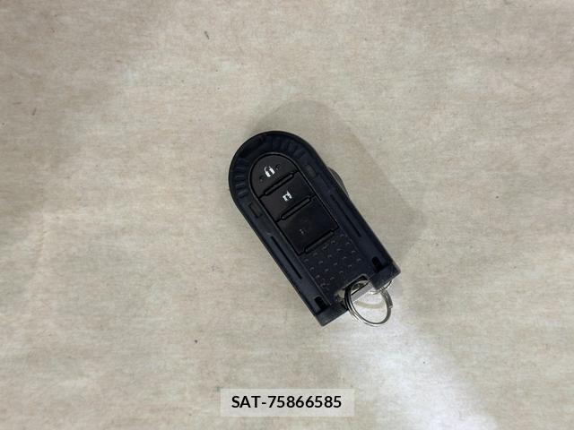 Daihatsu TANTO 2016-02 8055800-18