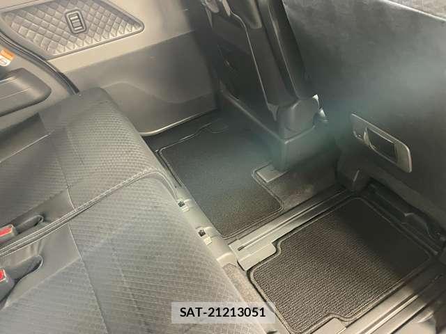 Daihatsu TANTO 2019-09 8055926-16