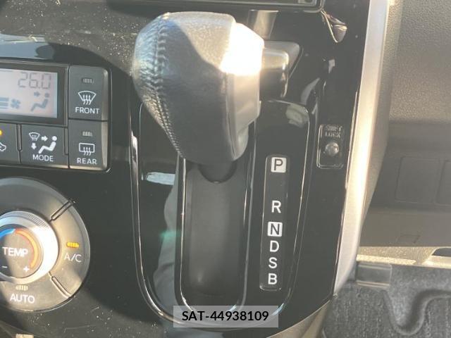 Daihatsu TANTO 2015-07 8056129-17