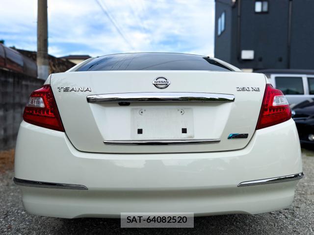Nissan TEANA 2010-10 8055602-3