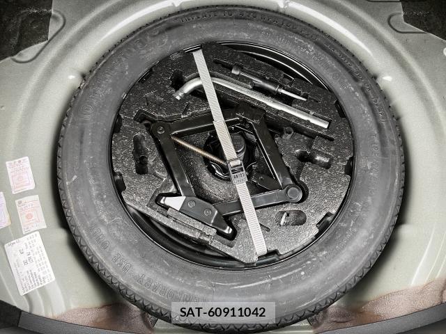 VolksWagen THE BEETLE 2013-03 8053570-18