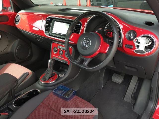 VolksWagen THE BEETLE 2015-04 8054509-2