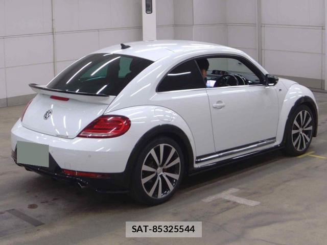 VolksWagen THE BEETLE 2018-03 8055377-5
