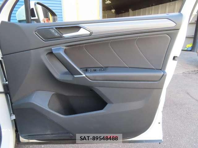 VolksWagen TIGUAN 2018-01 8053444-3