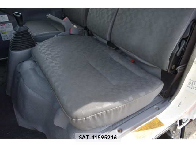 Mazda TITAN 2005-06 8053553-11