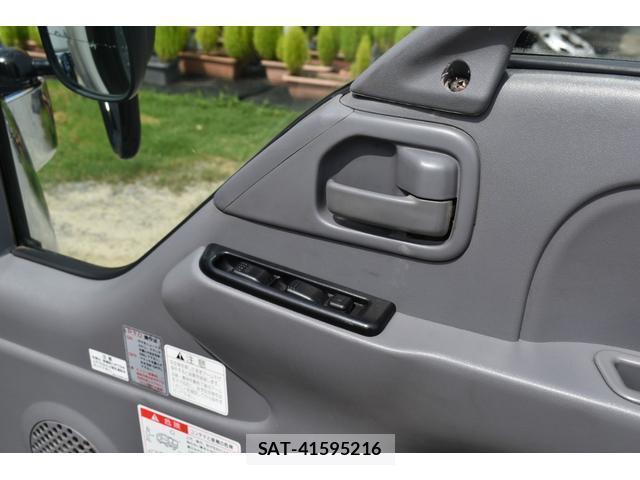 Mazda TITAN 2005-06 8053553-15