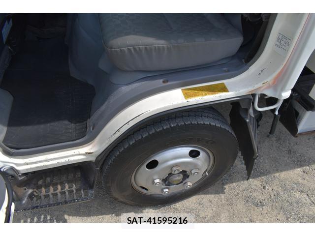 Mazda TITAN 2005-06 8053553-16