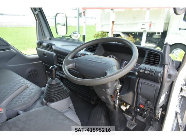 Mazda TITAN 2005-06 8053553-3
