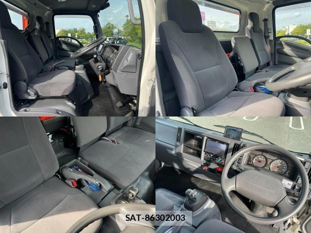 Mazda TITAN 2012-07 8055455-5
