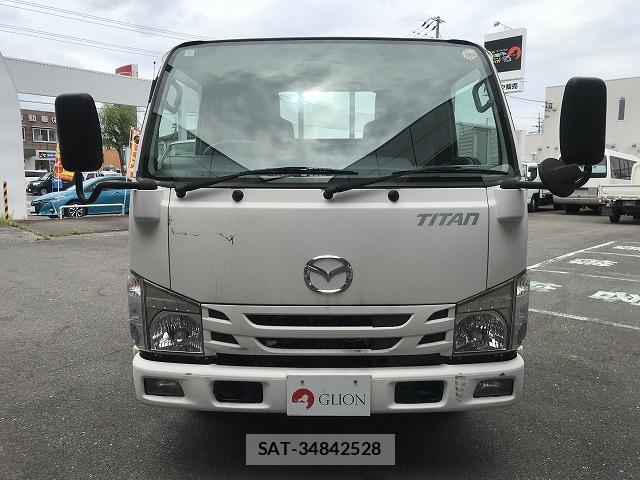 Mazda TITAN 2018-06 8055726-1