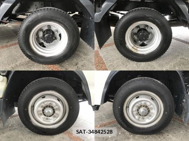 Mazda TITAN 2018-06 8055726-12