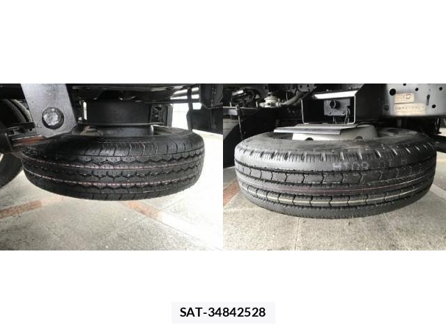Mazda TITAN 2018-06 8055726-15