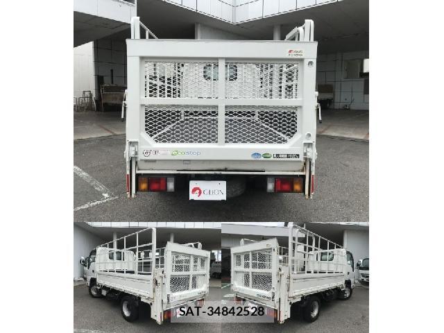 Mazda TITAN 2018-06 8055726-4