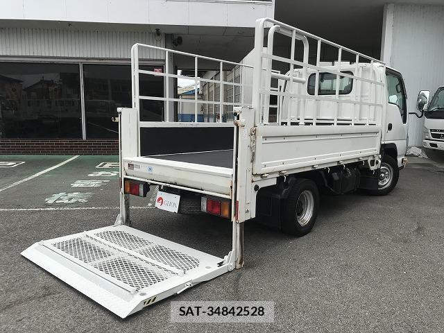 Mazda TITAN 2018-06 8055726-7