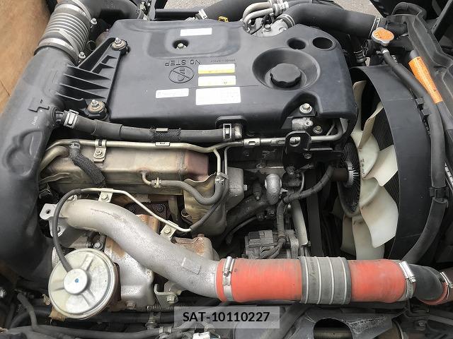 Mazda TITAN 2015-11 8055727-10