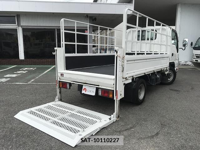 Mazda TITAN 2015-11 8055727-7