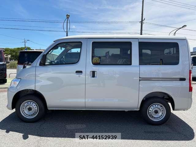 Toyota TOWNACE VAN 2026-06 8055500-12