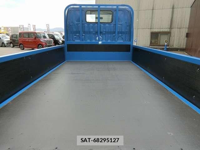 Toyota TOYOACE 2015-07 8054292-12
