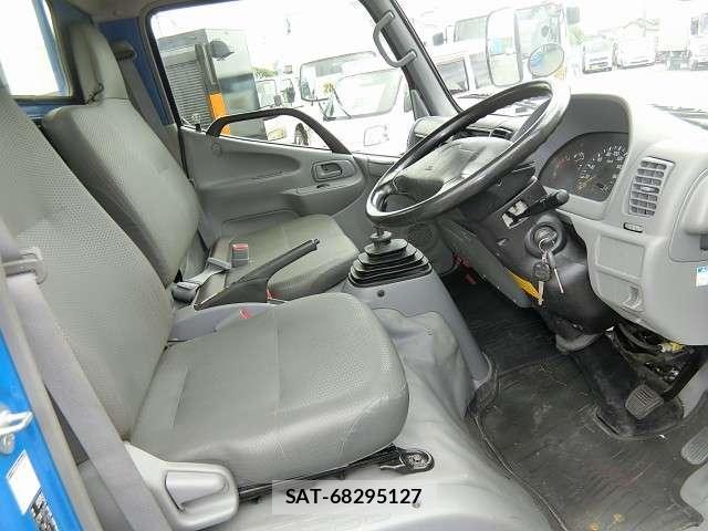 Toyota TOYOACE 2015-07 8054292-6