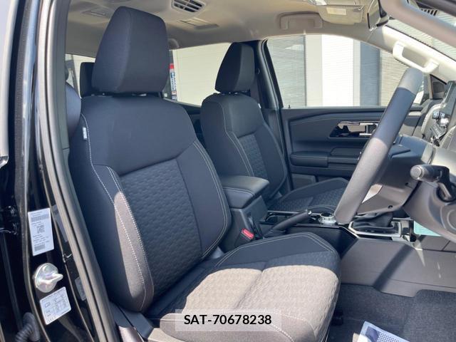 Mitsubishi TRITON 2025-08 8053821-11