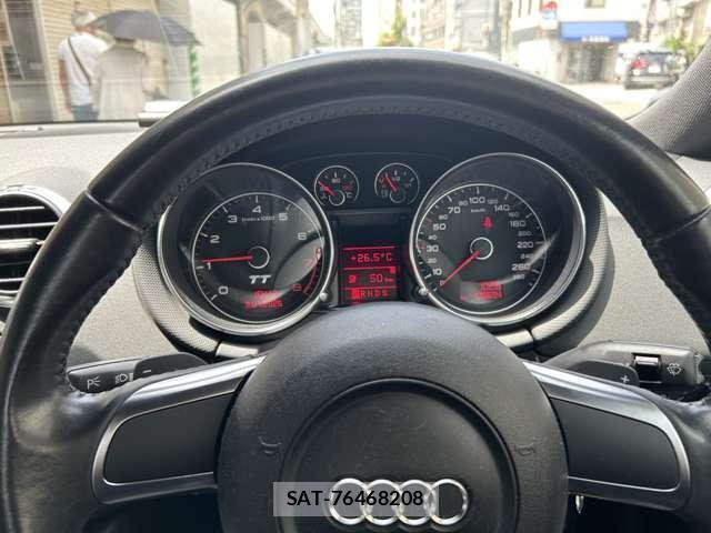 Audi TT 2006-12 8053258-11