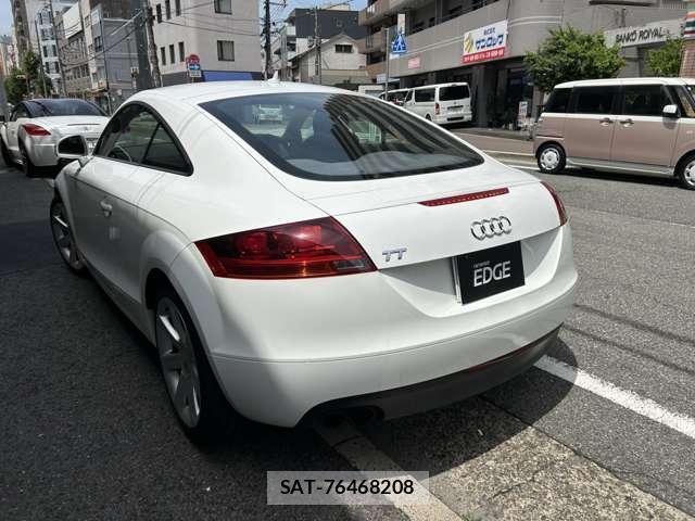 Audi TT 2006-12 8053258-17