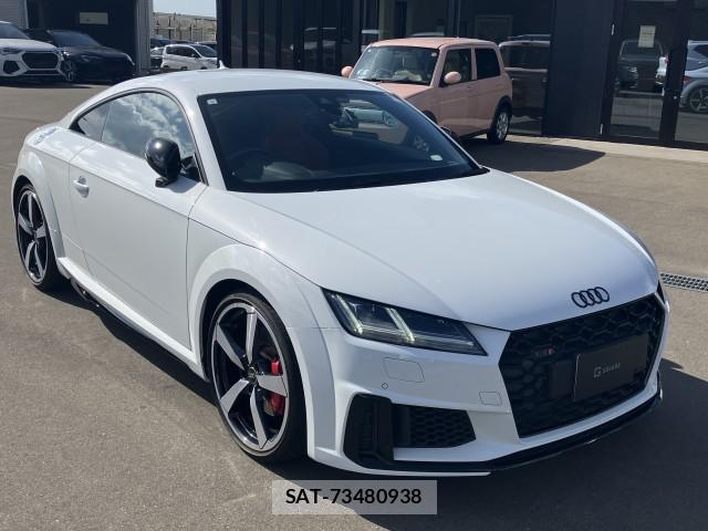 Audi TTS 2023-09 8054561-11
